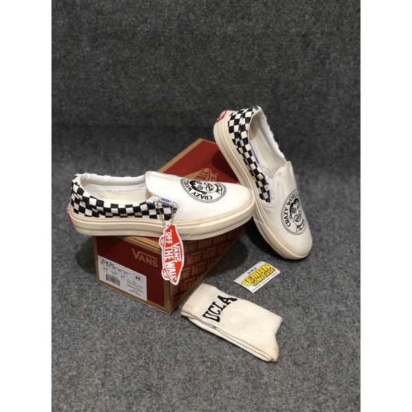 SEPATU SLIIP ON CRAZY WORLD AINT IT MADE IN CHINA WAFFLE DT