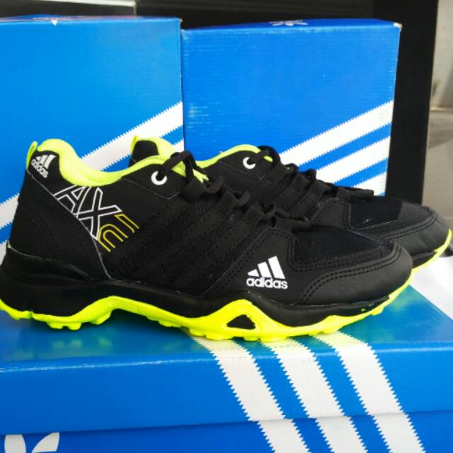 Sepatu Adidas AX 2