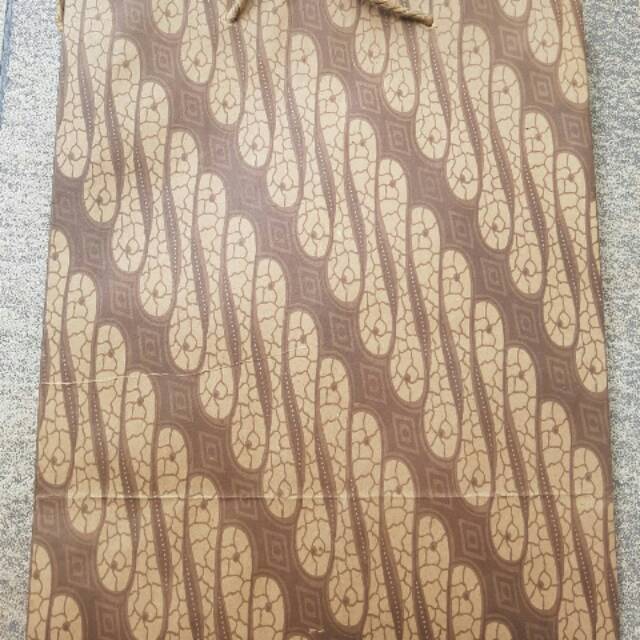 

Goodie Bag Batik Modern isi 12 pc