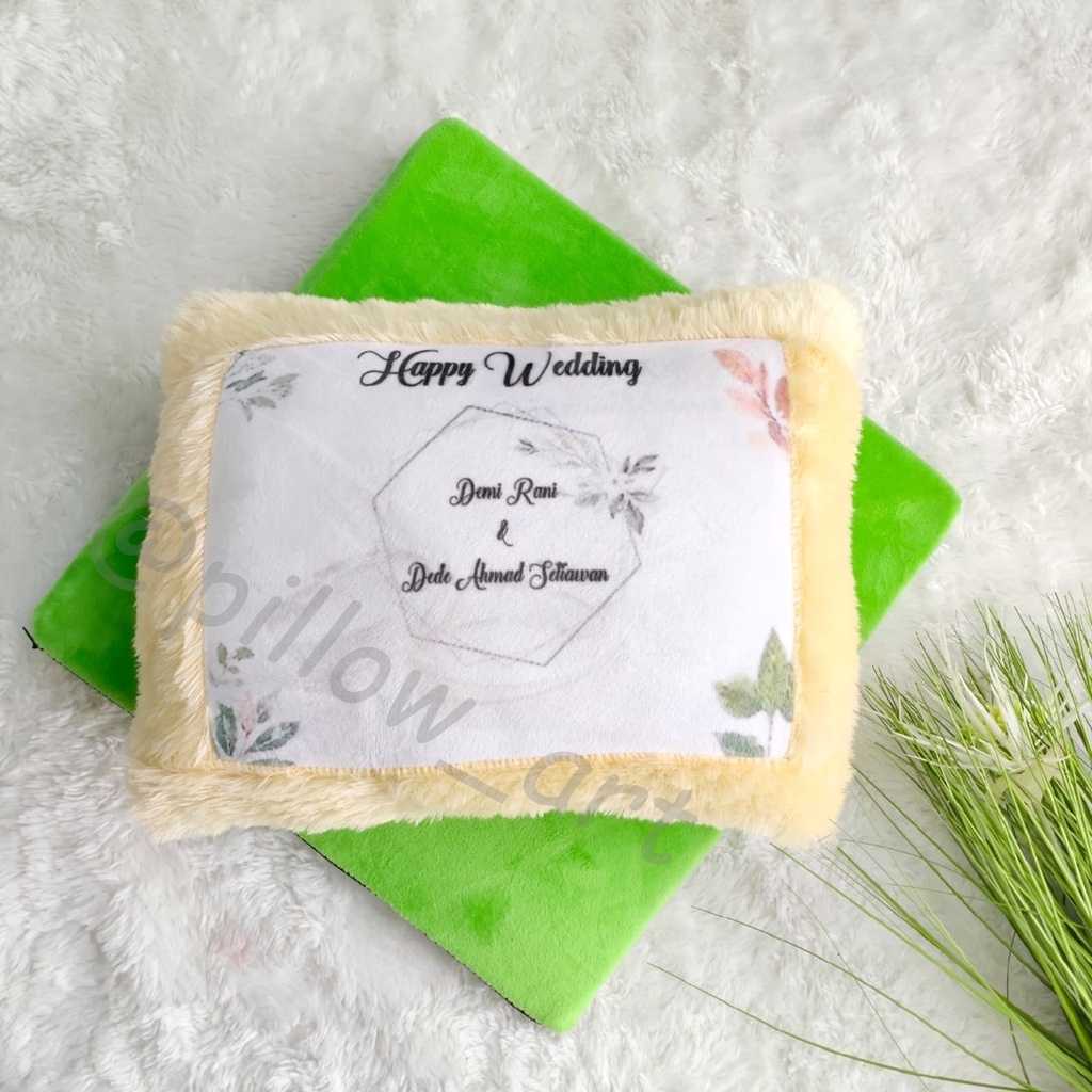 Pillowart - Bantal Foto Custom Bulu Rasfur Ukuran 30 x 40 cm / Hadiah - ART015