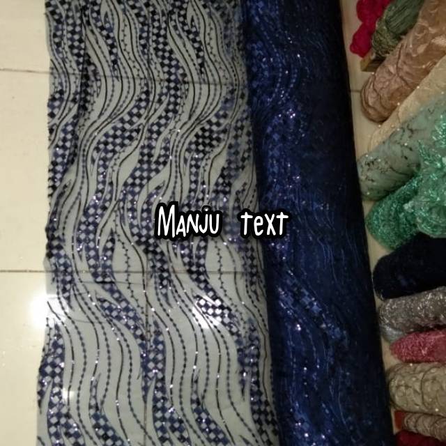 Kain tile Payet motif kotak / tile Payet / bahan gaun,dress,seragaman,dll/ TERBARU