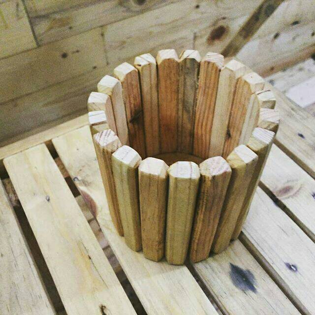 

Tempat pinsil unik natural
