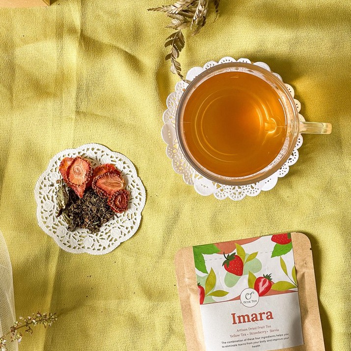 

Imara Tea | Yellow Tea, Stroberi Kering, Stevia | Teh Buah Seduh | Tea Blend | Kraft Paper, Toples, Tea Bags
