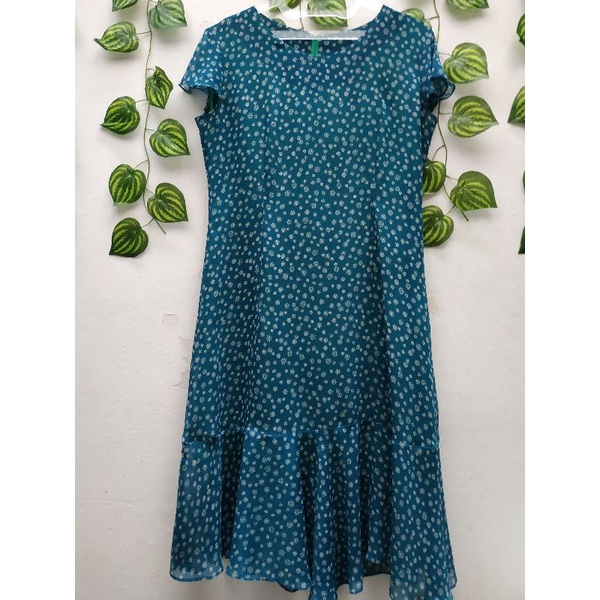 Dress Hijau motif bunga kecil