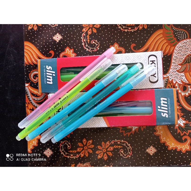 

BALPOIN / PULPEN MURAH, BALPOIN KIKY SLIM / 0,7mm