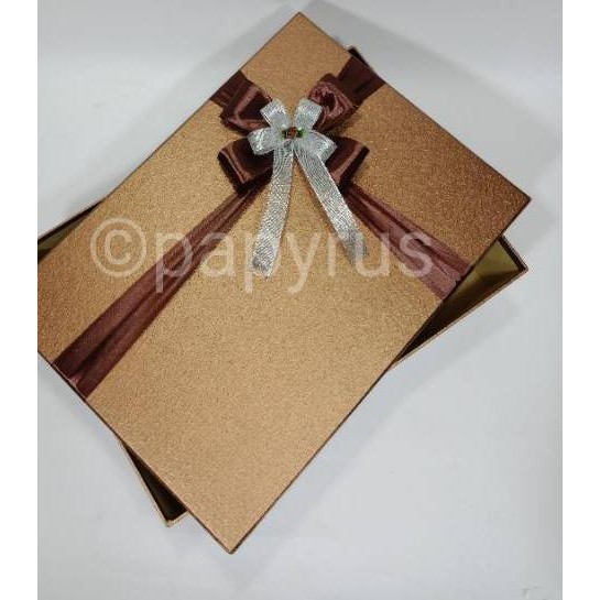 

➭ Papyrus 25x35 tinggi 10cm Kotak Kado Gift Box ™