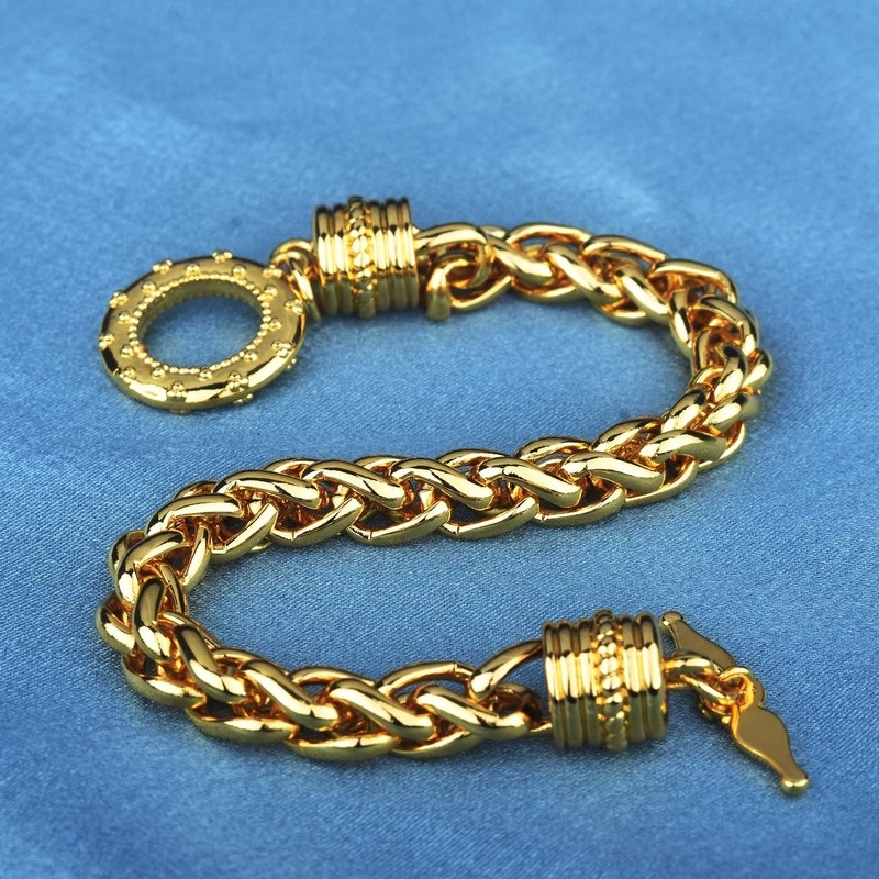European and American Vintage Engraving Buckle Chain Bracelet