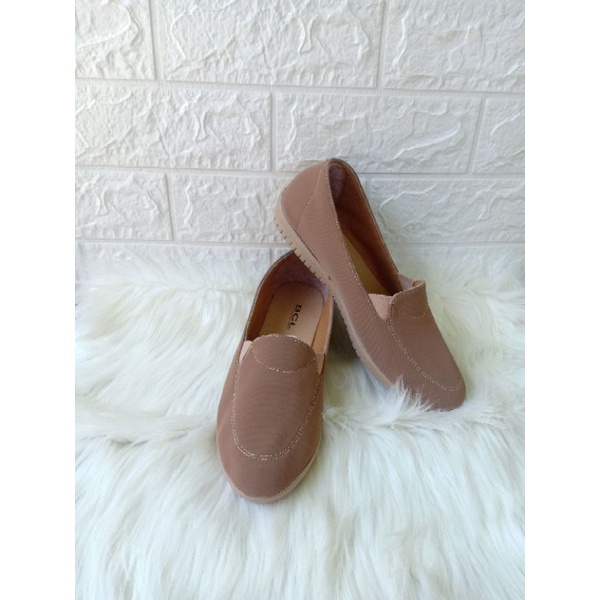 SEPATU BALET WANITA SIMPLE FLATSHOES KERJA SEPATU WANITA MURAH SEPATU SLIP ON TERBARU FLASH SALE