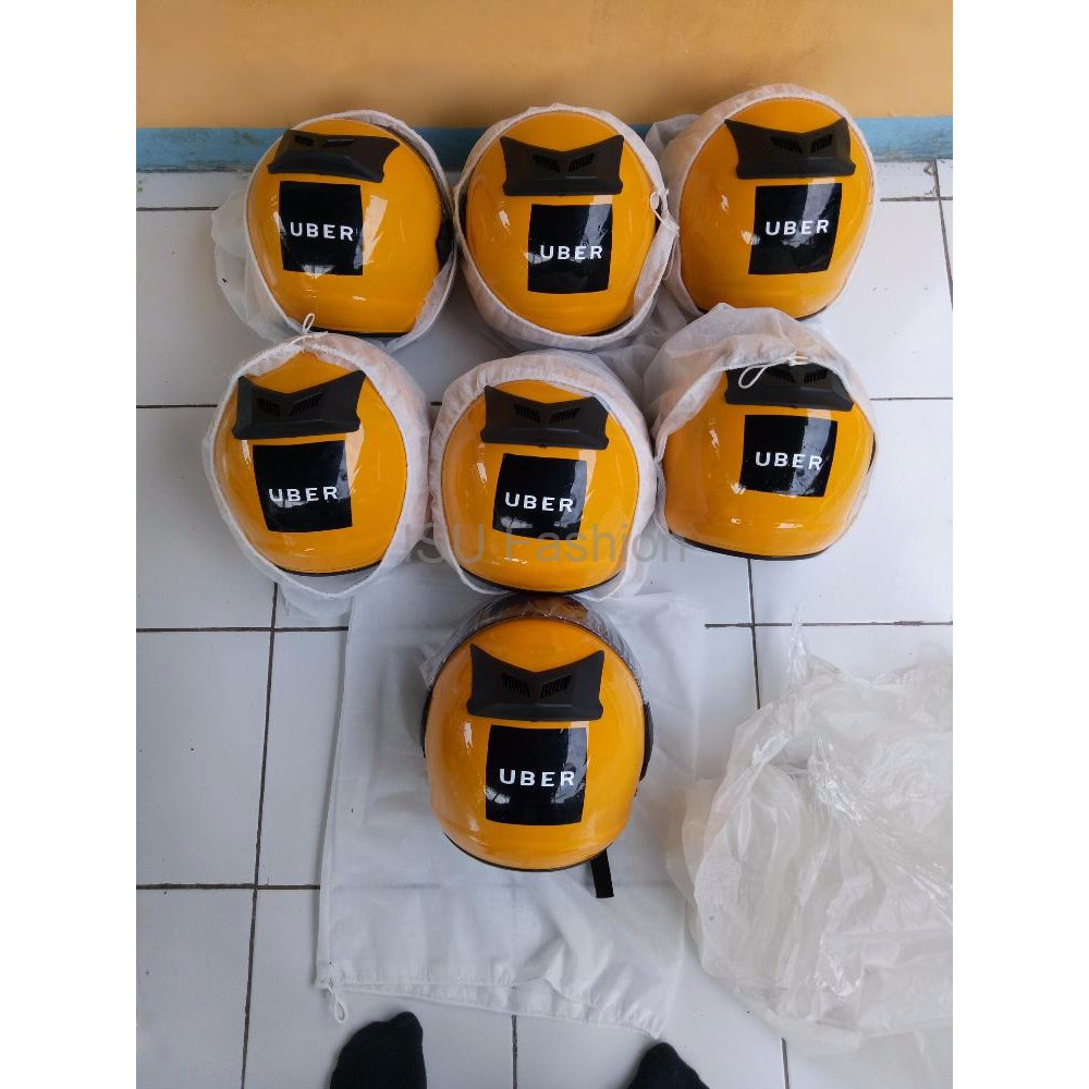 helm uber kuning