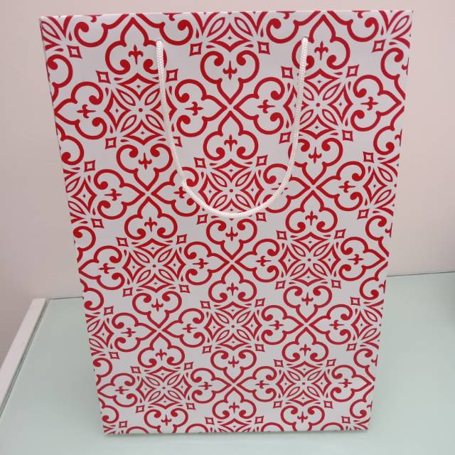 

Paperbag motif merah-putih isi 10pcs