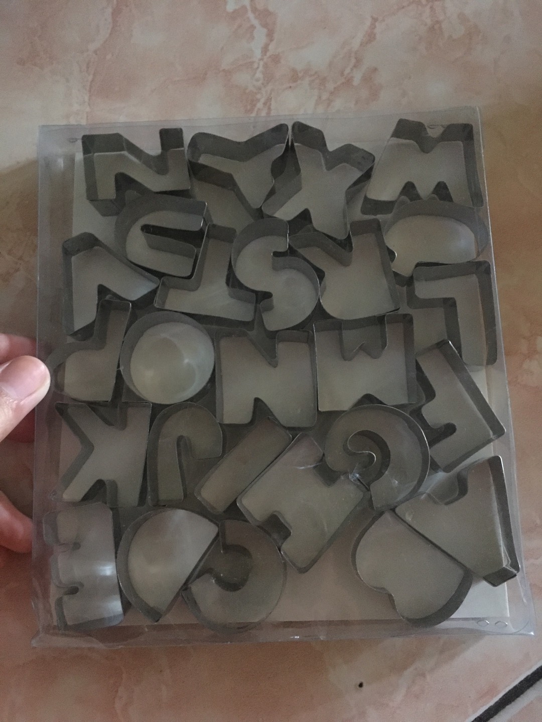 Cetakan Huruf Abjad Kue Kacang