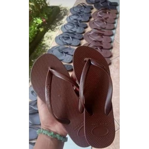 Sandal Hevianas Flat 1cm Dan Hak 3cm / Bahan Karet Murni (Sale khusus size 36)