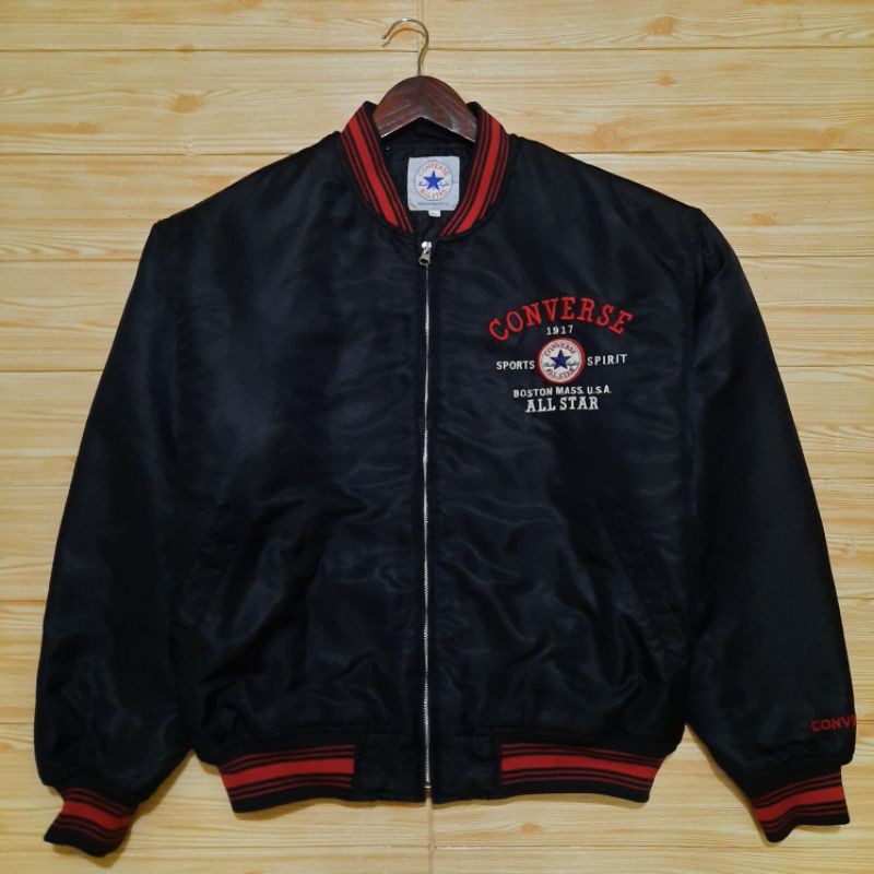 Jaket Converse Second