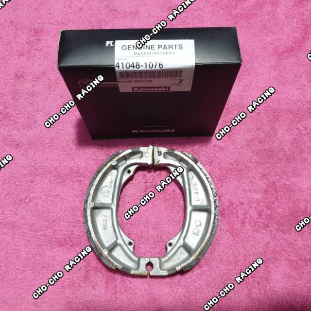 PAD KAMPAS REM TROMOL BELAKANG NINJA 150 M R C ORI KAWASAKI 41048-1076