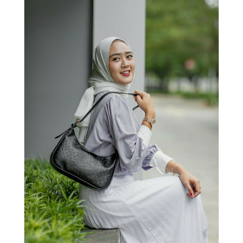 Tas Wanita Zoeya Vintage Bag - Black, Bisa request nama