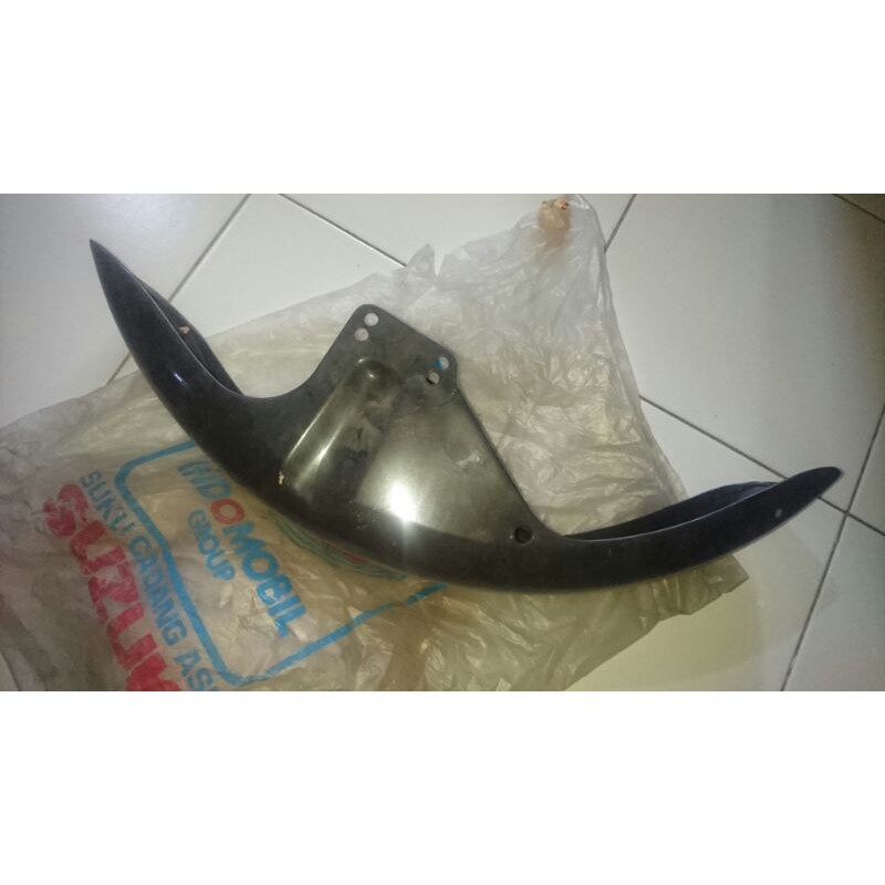 slebor spakbor depan suzuki TRS X1 X2 original nos