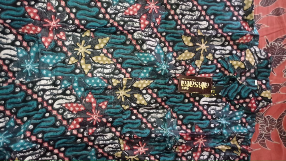 [ Termurah ] Kemeja Batik Pria Lengan Pendek Slimfit Kemejamodern Batikmodern Batiksolo Batik Trend