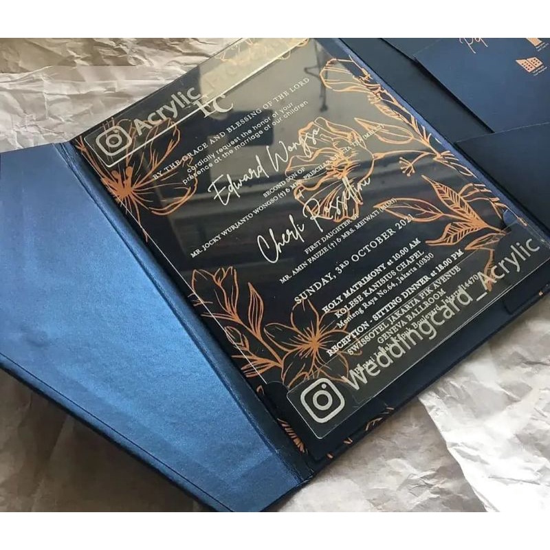 undangan akrilik/acrylic invitation/kartu undangan akrilik/undangan akrilik murah/undangan pernikaha