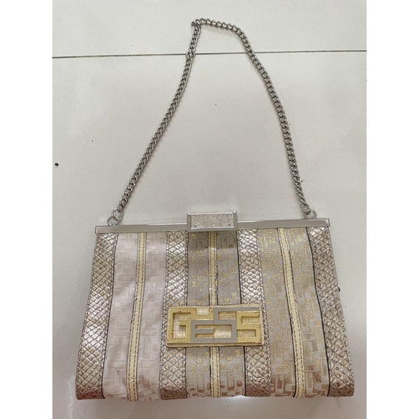 preloved 100% original authentic tas Guess gold clutch bag