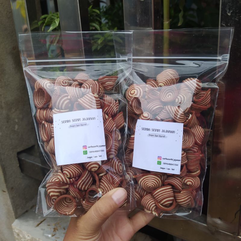 

Kuping Gajah Cokelat | 100 Gram | Serba Serbi Jajanan