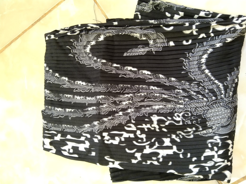 Baju Batik Couple / Batik Pria / Batik Set / Batik Lengan Panjang / Rok Set