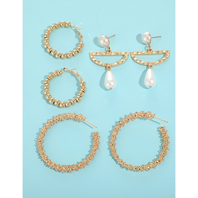 LRC Anting Set Fashion Gold Alloy Irregular Semi-circular Artificial pearl Spiny Round Opening Earri