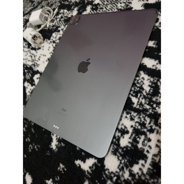 Ipad Pro 2020 12.9 inch WIFI only 128 gb preloved