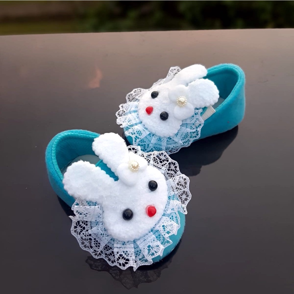 TOKOERS PRP08 Sepatu baby bayi perempuan prewalker 1 - 12 bulan motif Boneka Kelinci bahan bulu lembut