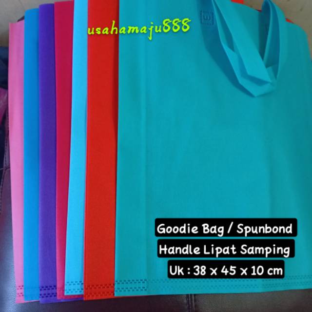 

Goodiebag / Spunbond / Tas Kain Handle 38x45 38 x 45 (12pcs)