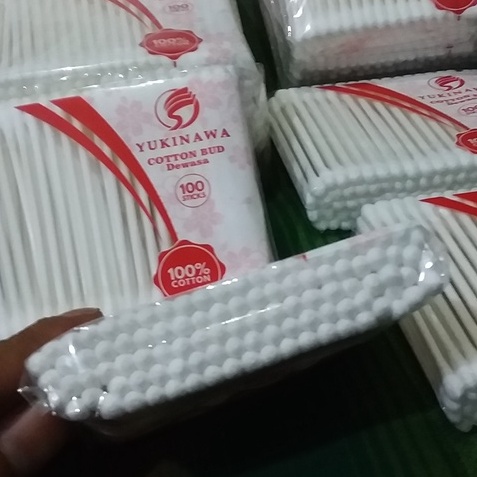 cotton bud yukinawa per lusin isi 12 pak.1pak isi 100 stik putih