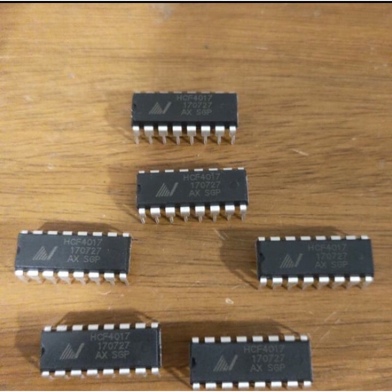 IC HCF 4017 Original