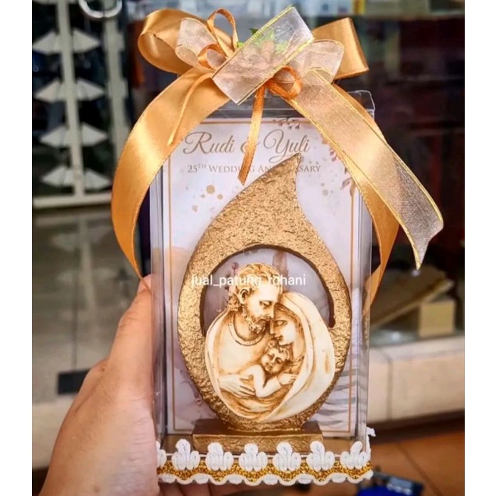 Souvenir Patung Pajangan Keluarga Kudus Daun (MINIMAL 10 BUAH )