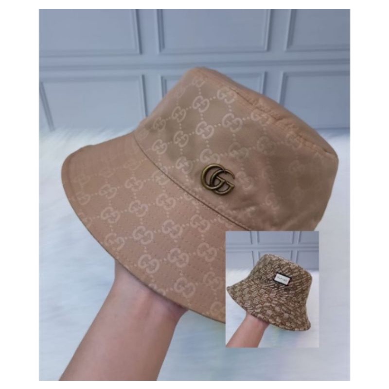 Bucket hat/topi Gucci Bisa bolak balik