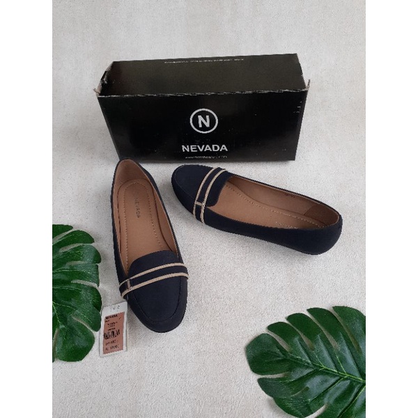 Sepatu Flat shoes wanita branded matahari Nevada size 38