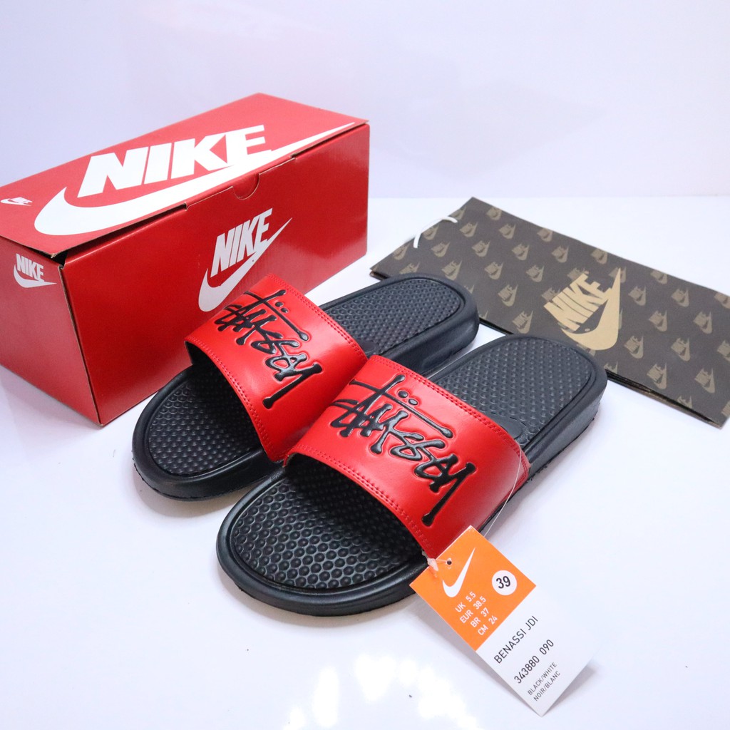 COD SANDAL NIKE BENASSI XSTTUSY SLIDE FLIP FLOP PRIA WANITA IMPORT PREMIUM ORIGINAL BLACK RED