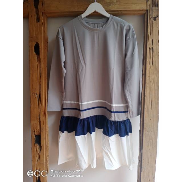 Tunik ruffle
