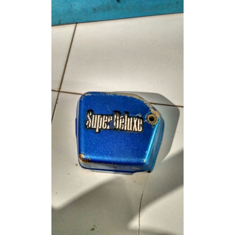 Tutub box aki kanan yamaha v80 super deluxe robot original lepasan motor set emblem
