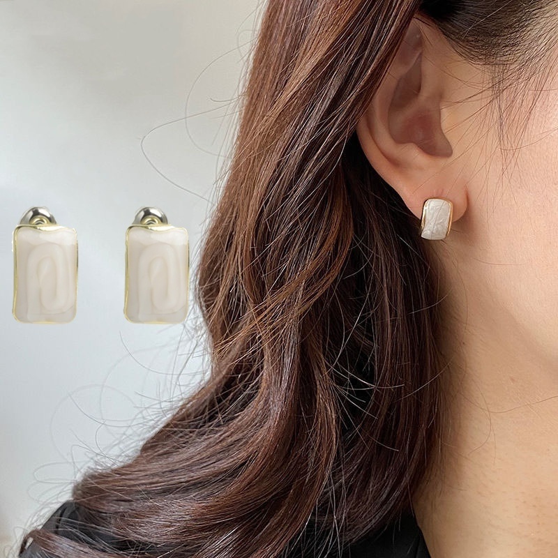 Anting Stud Bentuk C Geometris Gaya Vintage Korea Minimalis Untuk Pesta Pernikahan