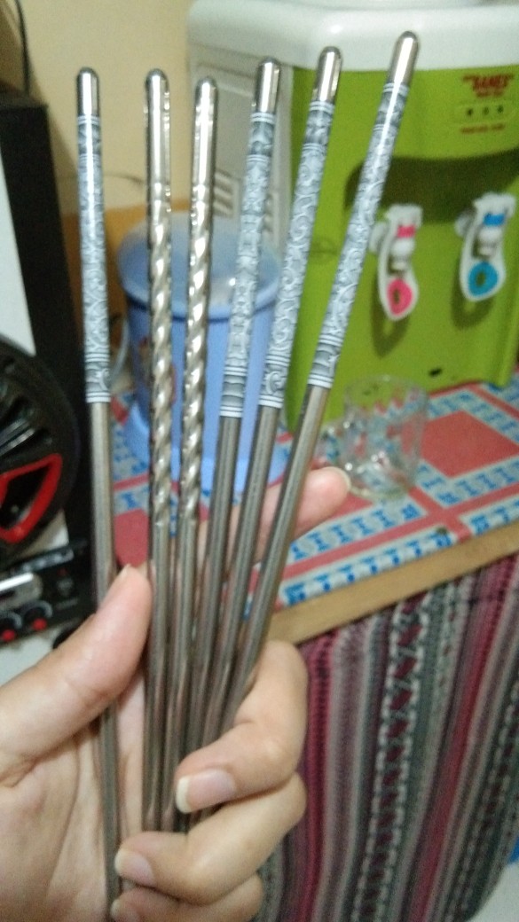 Set 3 Pasang Sumpit Print Bahan Stainless Steel, Dapat Dipakai Ulang