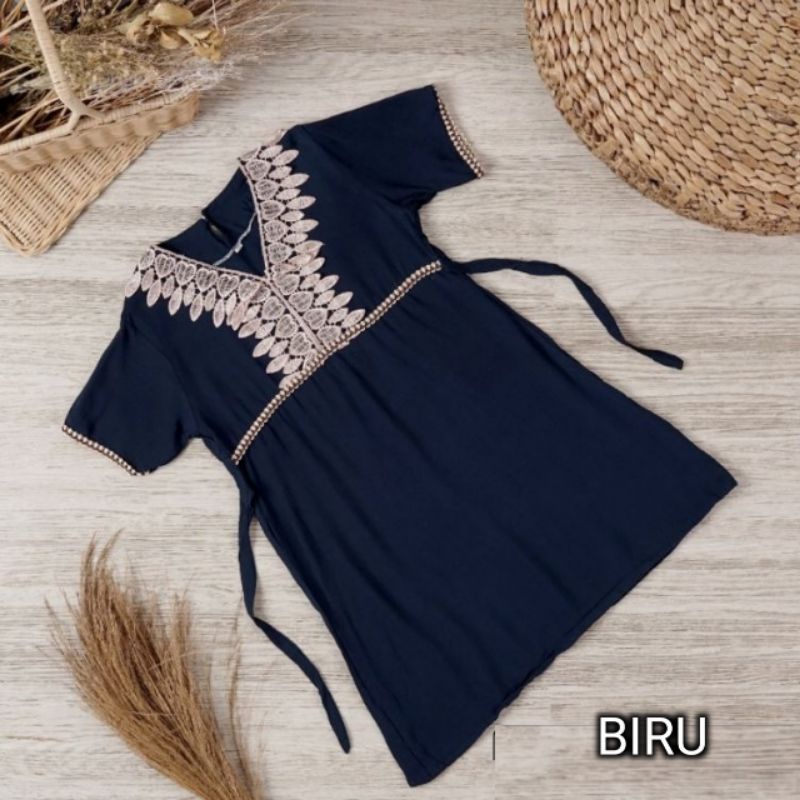 Baju Anak Perempuan Daster Balita Cewek Umur Usia 1 2 3 4 5 6 7 Tahun Model Terbaru Murah Harga Grosir Motif Renda Polos Bertali Kancing Belakang Leher Bahan Adem Nyaman Aneka Warna Size S M L XL Lengan Pendek Ukuran Kecil Modern Kekinian Bisa COD Ecer