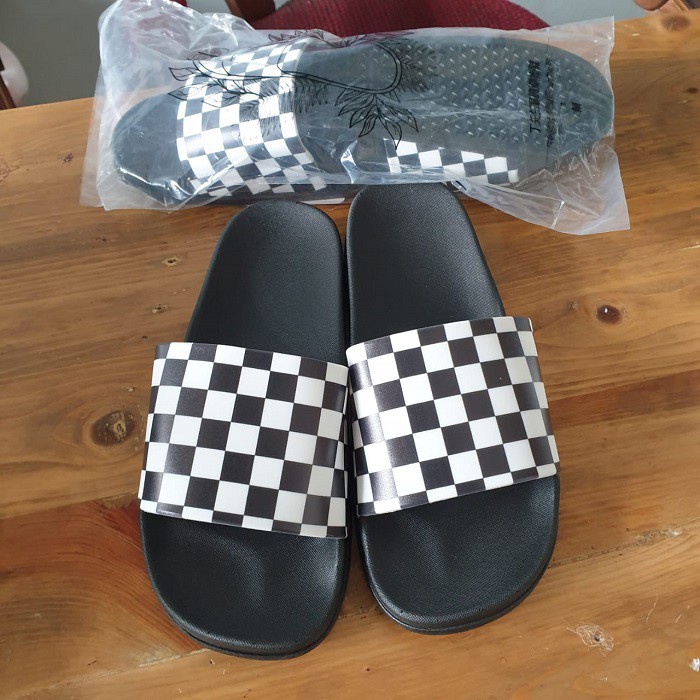 COD BAYAR DITEMPAT!!! 188123 Non-Slip Tide Slippers (No Box) / SENDAL SANDAL SLIP COWOK KARET PUTIH HITAM