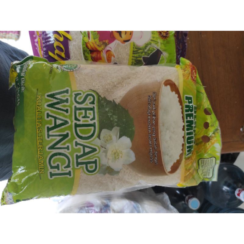 

Beras Sedap Wangi 5kg Kota Malang
