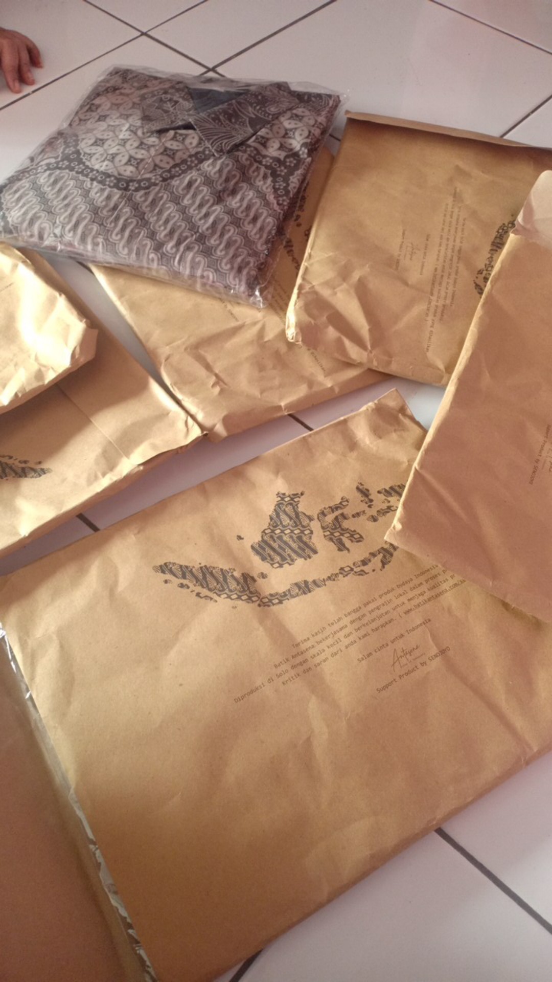 Kemeja Batik Sekar Jagad Panjang