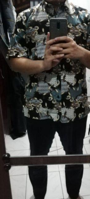 Kemeja Batik Pria Lengan Pendek Bs86 Katun Motif Modern Dixmont Semi Slimfit