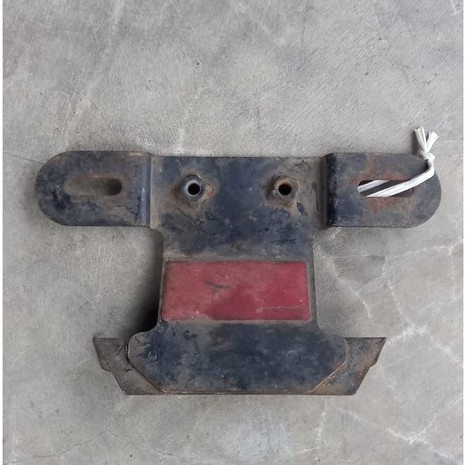 Breket dudukan pangkon plat nomor belakang Yamaha Vega R lama original copotan motor