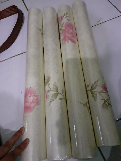 Wallpaper Dinding Bunga Kilap Pink