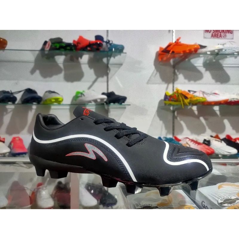 Sepatu Bola SPECS Viscid FG black