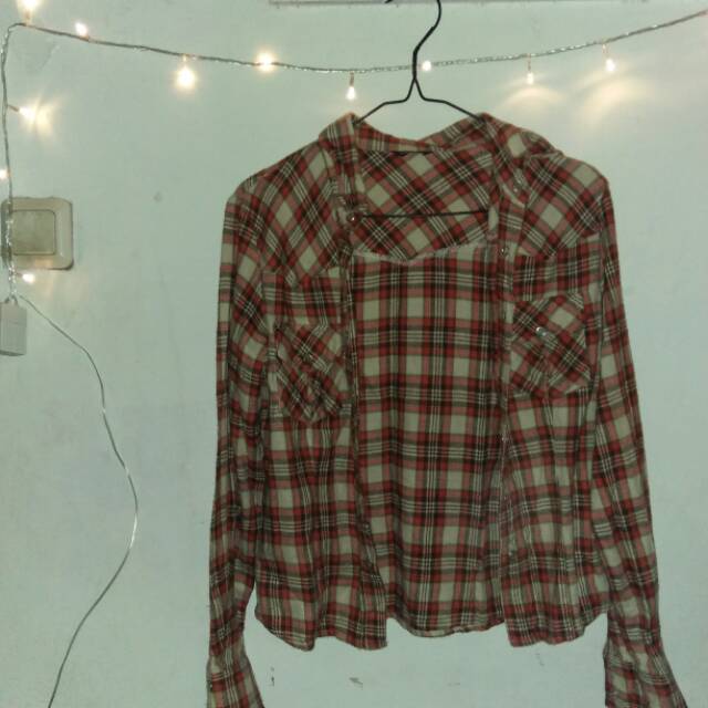 Preloved Kemeja Flanel & Blouse The executive