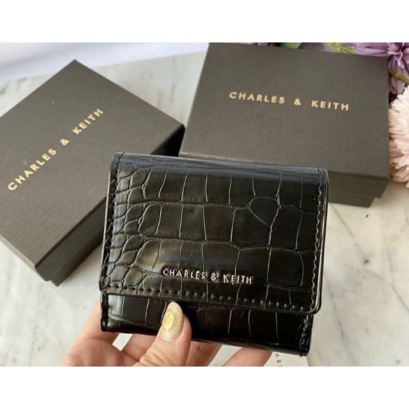 Dompet Charles Keith Croco