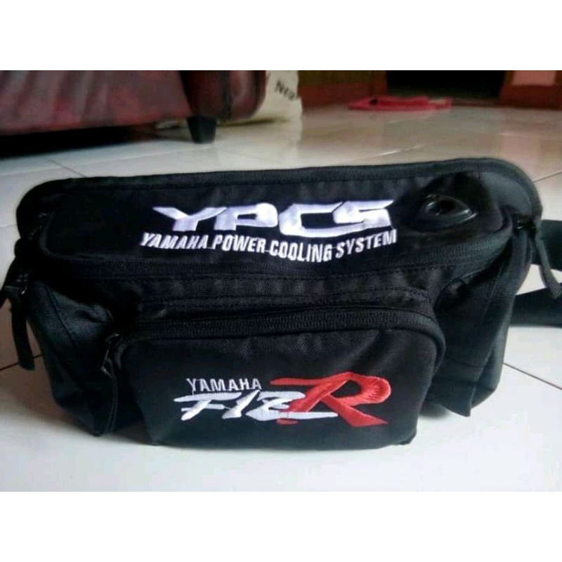 tas  Yamaha f1zr